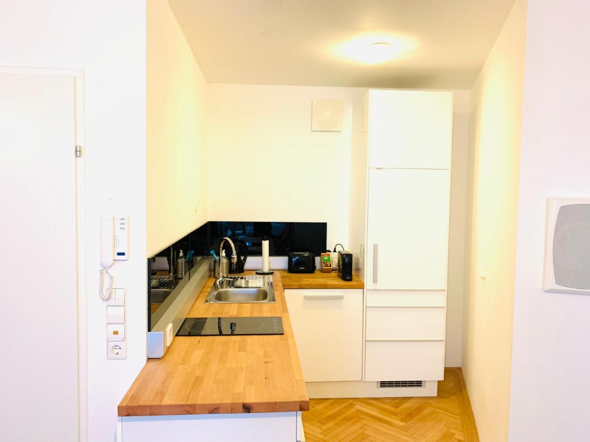 Ruhige Wohnung Im Gasometer Wien *Wifi*U3*Netflix* Exteriér fotografie